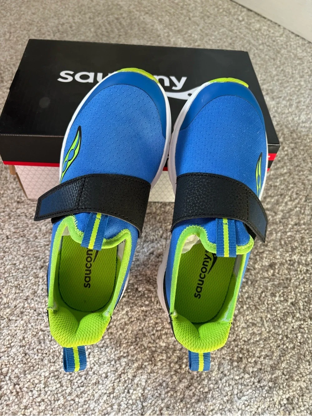 New Saucony Kids Breeze Sport JR sneakers Hook-Loop Slip-On little boy sz 1